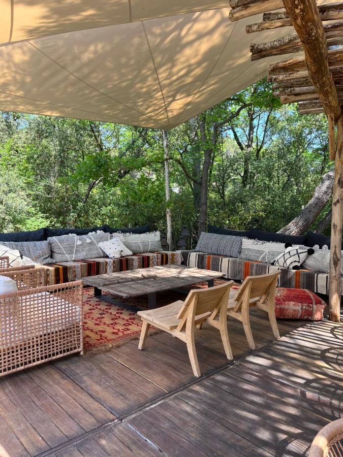La Bastide Des Grands Chenes Bed & Breakfast Lambesc Ngoại thất bức ảnh